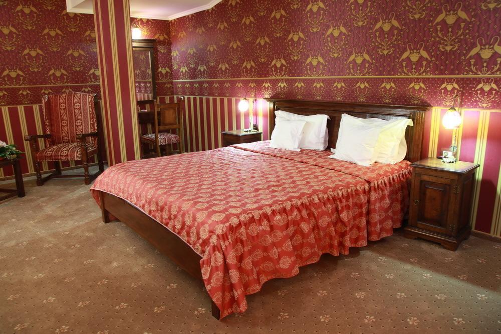 Hotel Majestic Iasi Rum bild