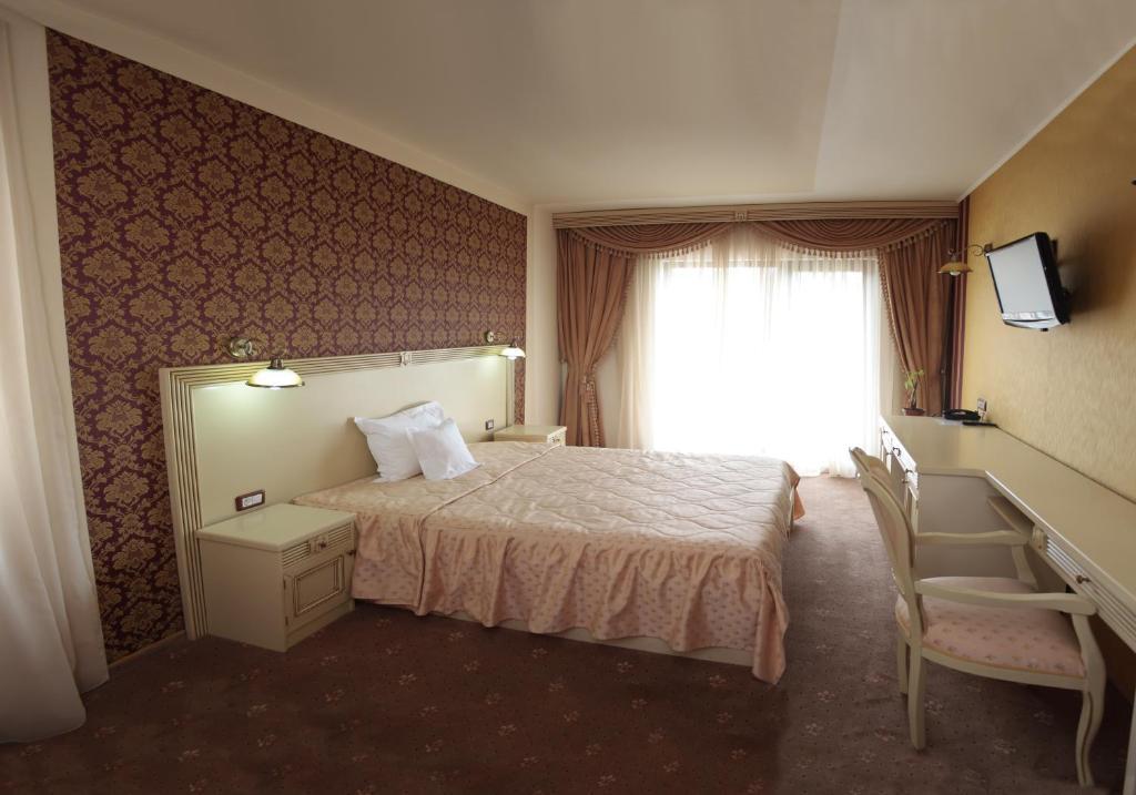 Hotel Majestic Iasi Rum bild